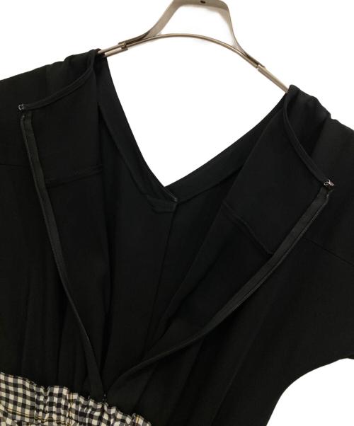 BLUE LABEL CRESTBRIDGE（ブルーレーベルクレストブリッジ）BLUE LABEL CRESTBRIDGE (ブルーレーベルクレストブリッジ) ドッキングワンピース ブラック サイズ:38の古着・服飾アイテム