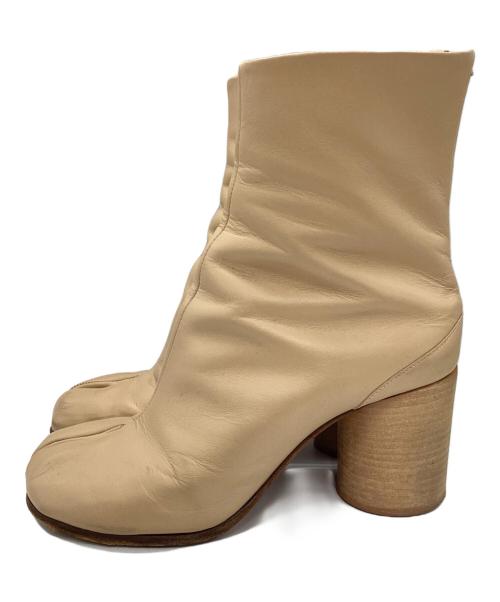 Maison Margiela（メゾンマルジェラ）Maison Margiela (メゾンマルジェラ) Tabiアンクルブーツ ベージュ サイズ:37の古着・服飾アイテム