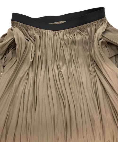 AP STUDIO（エーピーストゥディオ）AP STUDIO (エーピーストゥディオ) サテンギャザースカート カーキ サイズ:FREEの古着・服飾アイテム