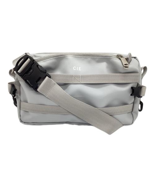 CIE（シー）CIE (シー) GRID3 2WAY SLING BAG ライトグレーの古着・服飾アイテム