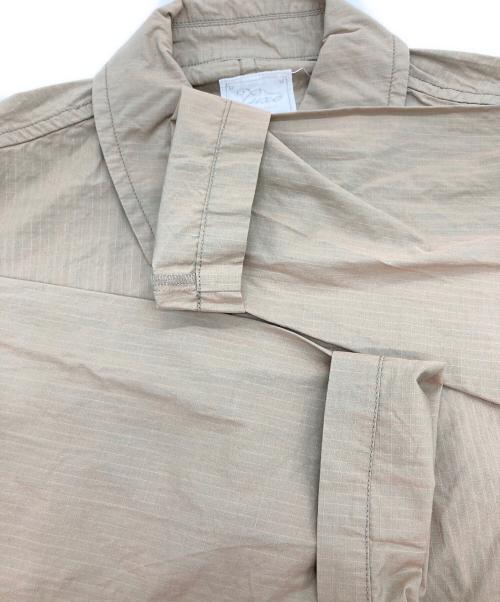 journal standard luxe（ジャーナルスタンダード ラックス）journal standard luxe (ジャーナルスタンダード ラックス) リップストップシャツコート ベージュ サイズ:FREE 未使用品の古着・服飾アイテム