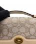 中古・古着 COACH (コーチ) キップターンロッククロスボディ バッグ ベージュ：10000円