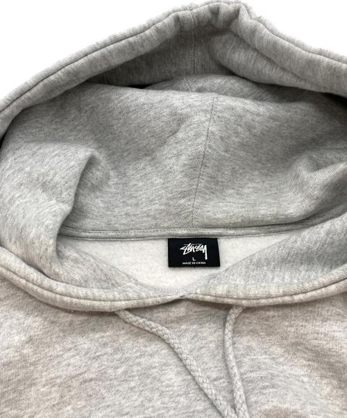 stussy（ステューシー）stussy (ステューシー) シャドーマンプルオーバーパーカー ライトグレー サイズ:Lの古着・服飾アイテム
