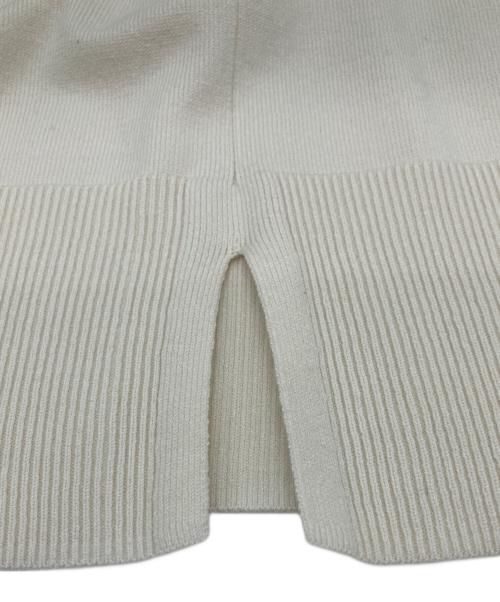 INDIVI（インディヴィ）INDIVI (インディヴィ) Vネックチュニックニット グレー×アイボリー サイズ:34の古着・服飾アイテム