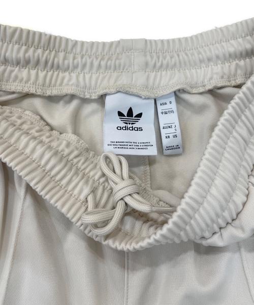 adidas（アディダス）adidas (アディダス) BECKENBAUER TRACKPANT アイボリー サイズ:Sの古着・服飾アイテム