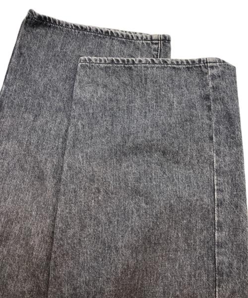 NEEDBY heritage（ニードバイヘリテージ）NEEDBY heritage (ニードバイヘリテージ) BEAUTY&YOUTH (ビューティーアンドユース) 別注KOH デニムパンツ グレー サイズ:W27の古着・服飾アイテム