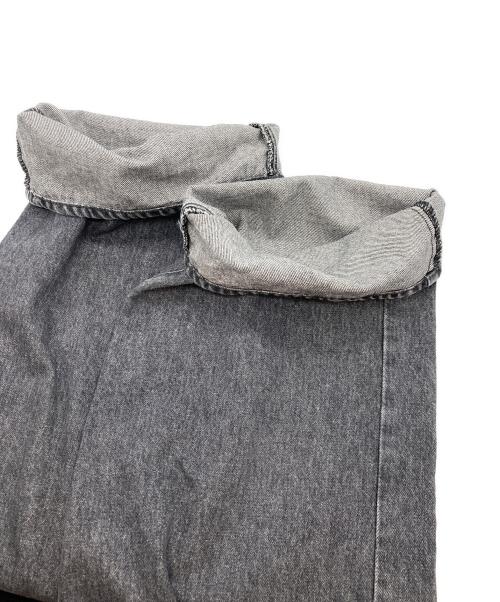 NEEDBY heritage（ニードバイヘリテージ）NEEDBY heritage (ニードバイヘリテージ) BEAUTY&YOUTH (ビューティーアンドユース) 別注KOH デニムパンツ グレー サイズ:W27の古着・服飾アイテム