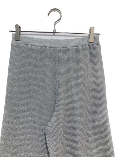 Spick and Span（スピック＆スパン）Spick and Span (スピックアンドスパン) ラメセミワイドイージーパンツ グレー サイズ:36 未使用品の古着・服飾アイテム