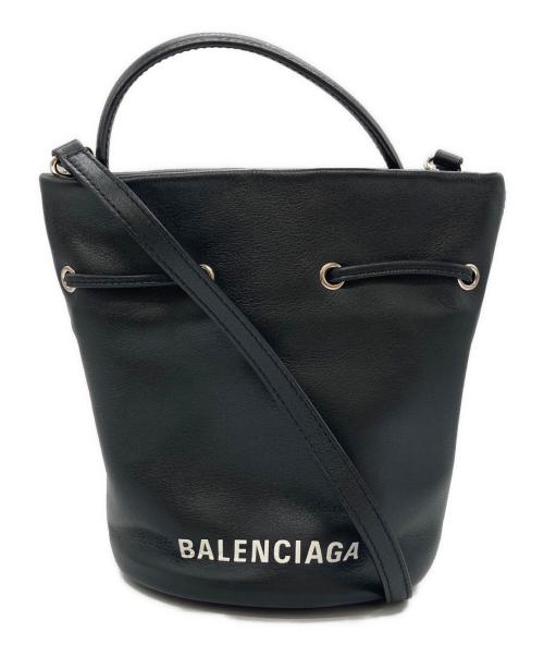 BALENCIAGA（バレンシアガ）BALENCIAGA (バレンシアガ) エブリデイ ドローストリングバケットバッグ ブラック サイズ:-の古着・服飾アイテム