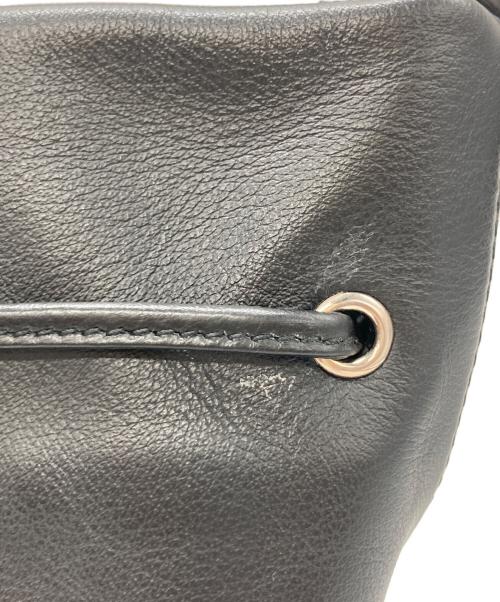 BALENCIAGA（バレンシアガ）BALENCIAGA (バレンシアガ) エブリデイ ドローストリングバケットバッグ ブラック サイズ:-の古着・服飾アイテム