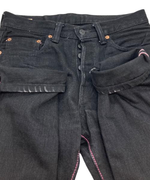 MOMOTARO JEANS（桃太郎ジーンズ）MOMOTARO JEANS (桃太郎ジーンズ) 出陣ナローテーパードボタンフライ ブラック サイズ:	SIZE 73.5cm (W29)の古着・服飾アイテム
