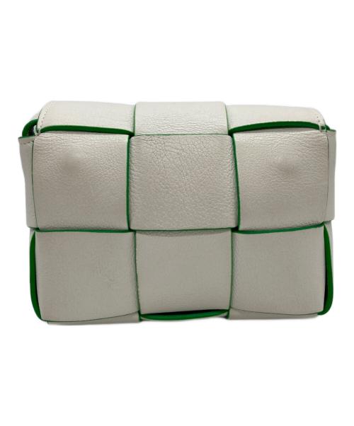 BOTTEGA VENETA（ボッテガベネタ）BOTTEGA VENETA (ボッテガベネタ) ミニショルダーバッグ アイボリー サイズ:-の古着・服飾アイテム