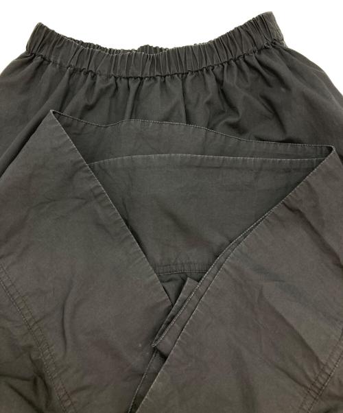 HeRIN.CYE（ヘリンドットサイ）HeRIN.CYE (ヘリンドットサイ) Asymmetry gather skirt ブラック サイズ:Freeの古着・服飾アイテム