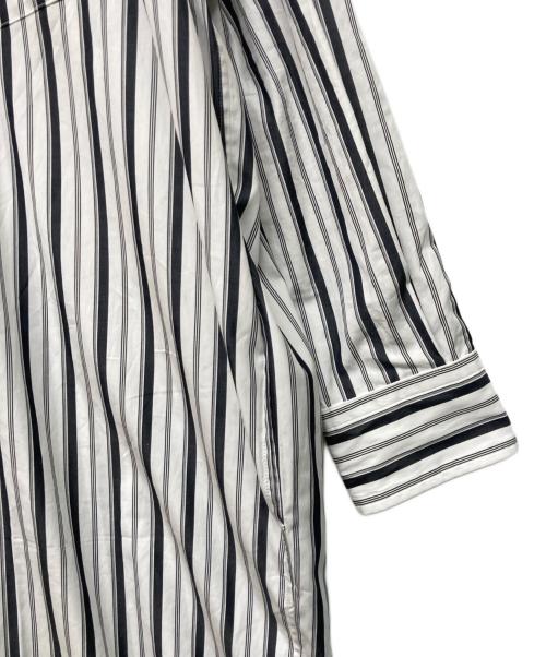 ticca（ティッカ）ticca (ティッカ) スクエアビッグシャツワンピース ホワイト×ブラック サイズ:Fの古着・服飾アイテム