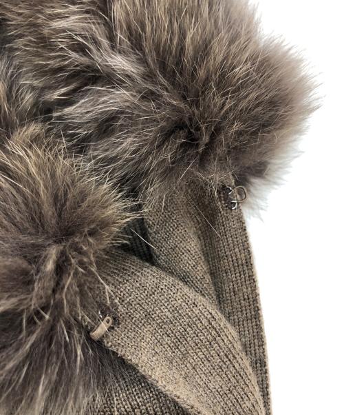 synchro crossings（シンクロ クロッシングス）synchro crossings (シンクロ クロッシングス) フォックスファー付ストール ブラウンの古着・服飾アイテム