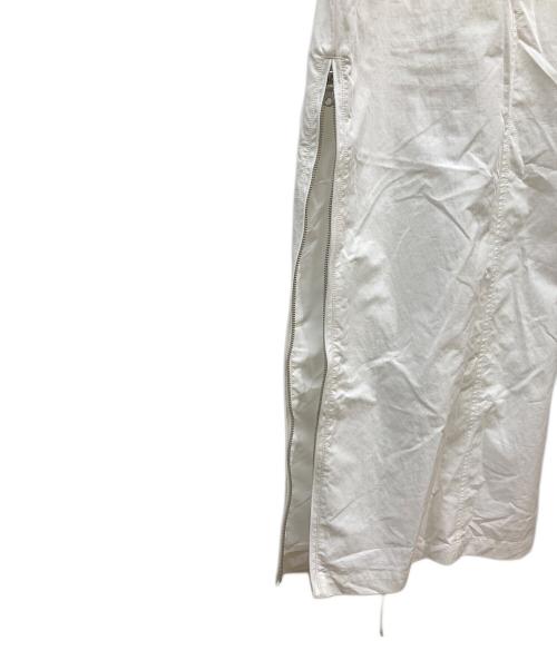 ETRE TOKYO（エトレトウキョウ）ETRE TOKYO (エトレトウキョウ) ハイライズワイドサススカート ホワイト サイズ:Mの古着・服飾アイテム