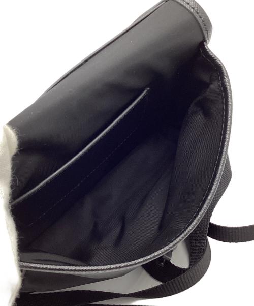 PRADA（プラダ）PRADA (プラダ) Re Nylon スマートフォンケース ネロの古着・服飾アイテム