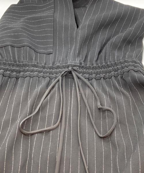 ADORE（アドーア）ADORE (アドーア) バックサテンストライプロングブラウス ブラック サイズ:38の古着・服飾アイテム