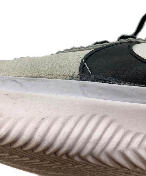 NIKE（ナイキ）NIKE (ナイキ) BRSB　ビーアールエスビー　スニーカー グレー サイズ:27.5の古着・服飾アイテム