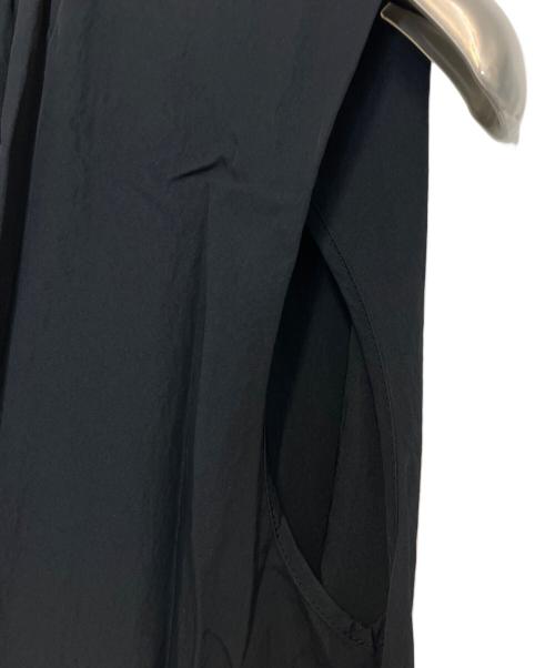 JOHNBULL（ジョンブル）JOHNBULL (ジョンブル) フレアバックデザインワンピース ブラック サイズ:Sの古着・服飾アイテム