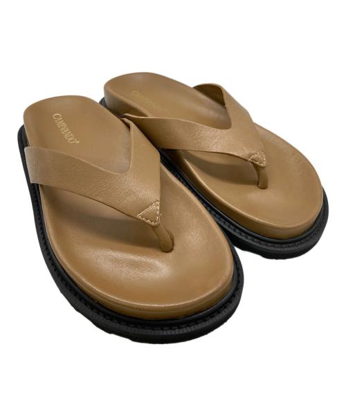 Caminando（カミナンド）Caminando (カミナンド) トングサンダル ベージュ サイズ:7の古着・服飾アイテム