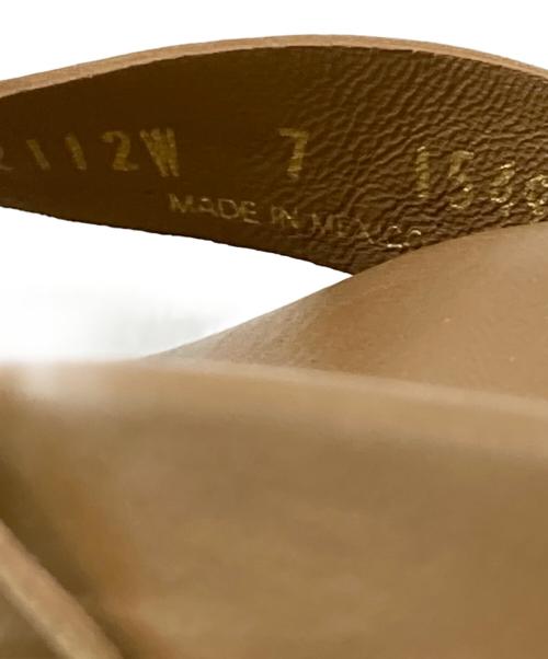 Caminando（カミナンド）Caminando (カミナンド) トングサンダル ベージュ サイズ:7の古着・服飾アイテム