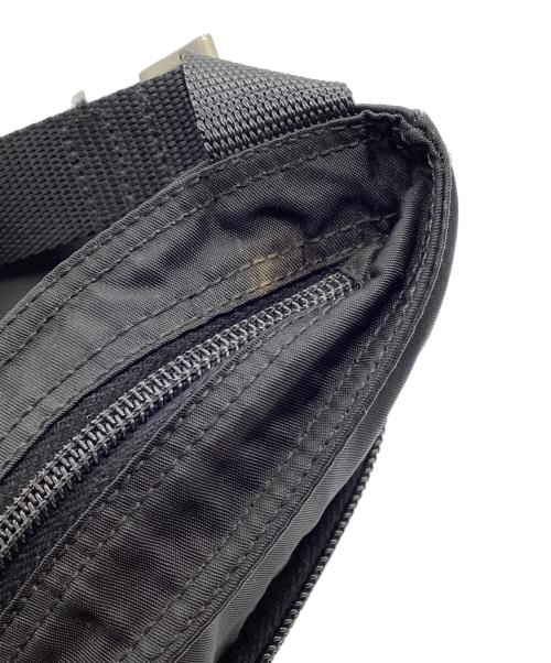 PRADA（プラダ）PRADA (プラダ) ナイロンショルダーバッグ ブラックの古着・服飾アイテム