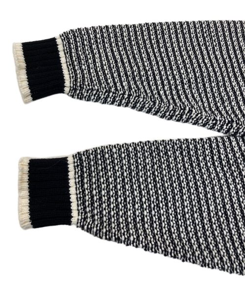 son of the cheese（（サノバチーズ））son of the cheese (（サノバチーズ）) Big V NECK ブラック サイズ:Mの古着・服飾アイテム