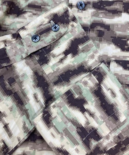 BURBERRY BLACK LABEL（バーバリーブラックレーベル）BURBERRY BLACK LABEL (バーバリーブラックレーベル) 総柄シャツ ベージュ サイズ:3の古着・服飾アイテム