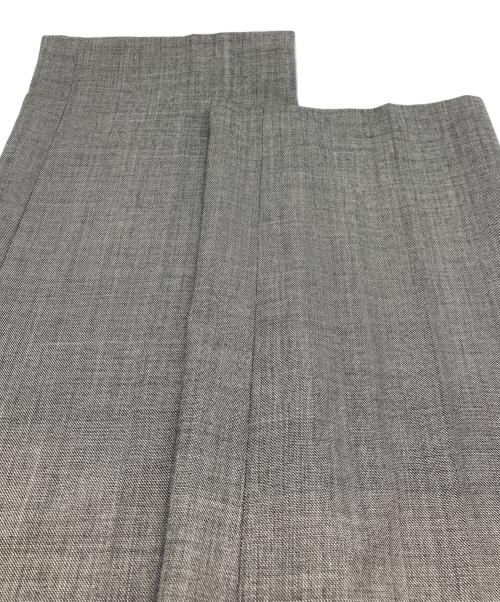 LOEWE（ロエベ）LOEWE (ロエベ) センタープレスタイトウールスラックスパンツ グレー サイズ:32の古着・服飾アイテム