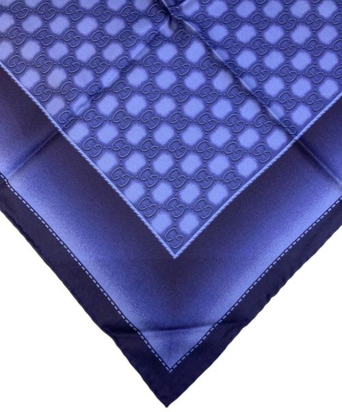 GUCCI（グッチ）GUCCI (グッチ) グラデーション金具柄大判シルクスカーフの古着・服飾アイテム