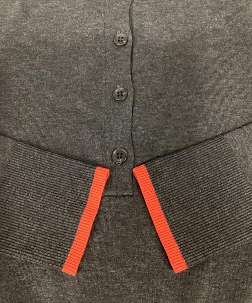 UNFILO（アンフィーロ）UNFILO (アンフィーロ) マイビューティニット ワンピース グレー サイズ:Sの古着・服飾アイテム