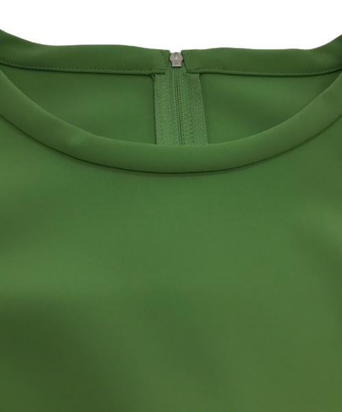 FOXEY NEWYORK（フォクシーニューヨーク）FOXEY NEWYORK (フォクシーニューヨーク) コクーンノースリーブワンピース グリーン サイズ:38の古着・服飾アイテム