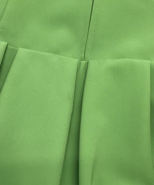 FOXEY NEWYORK（フォクシーニューヨーク）FOXEY NEWYORK (フォクシーニューヨーク) コクーンノースリーブワンピース グリーン サイズ:38の古着・服飾アイテム