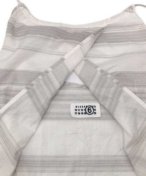MM6 Maison Margiela（エムエムシックスメゾンマルジェラ）MM6 Maison Margiela (エムエムシックス メゾンマルジェラ) ボーダーキャミワンピース ホワイト サイズ:36の古着・服飾アイテム