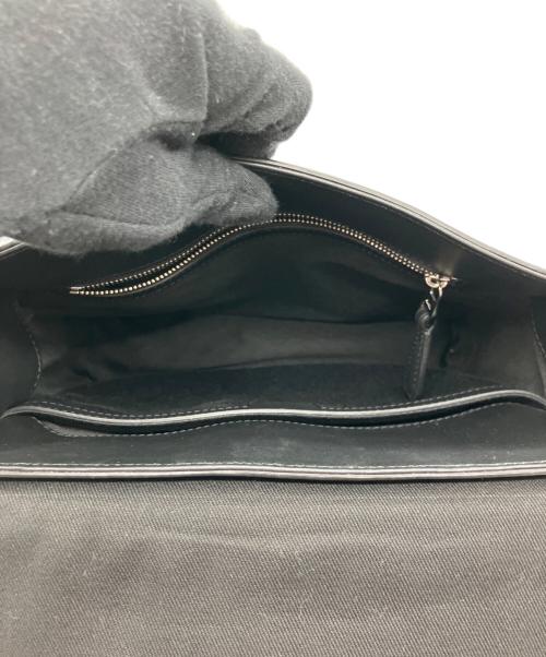 dunhill（ダンヒル）dunhill (ダンヒル) エンジンターン PVC フラップ ショルダーバッグの古着・服飾アイテム