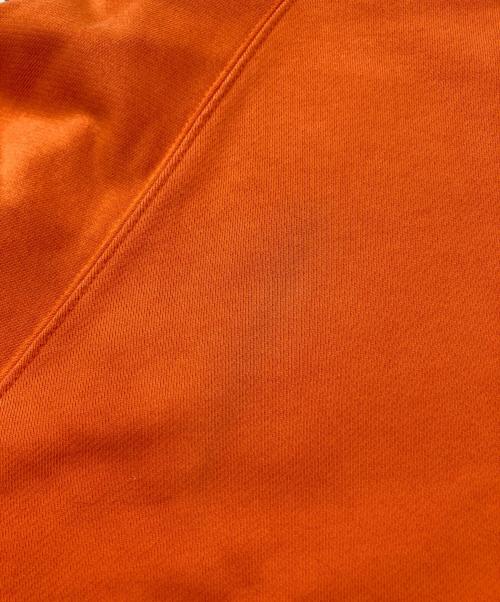maison kitsune（メゾンキツネ）MAISON KITSUNE (メゾンキツネ) パッチクラシックスウェット オレンジ サイズ:Lの古着・服飾アイテム
