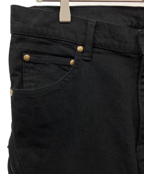 1piu1uguale3（ウノピュウノウグァーレトレ）1piu1uguale3 (ウノピュウノウグァーレトレ) バイカーデニムパンツ ブラック サイズ:Ⅳの古着・服飾アイテム