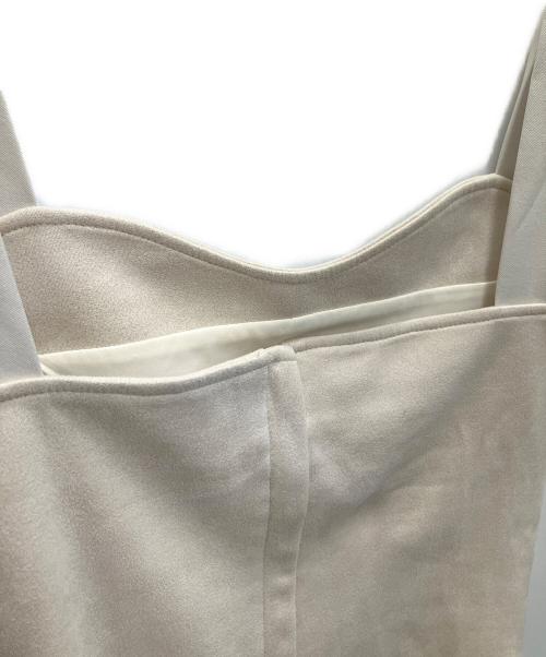 AND MARY（アンドマリー）AND MARY (アンドマリー) NINA RIBBON TOPS ベージュ サイズ:FREEの古着・服飾アイテム