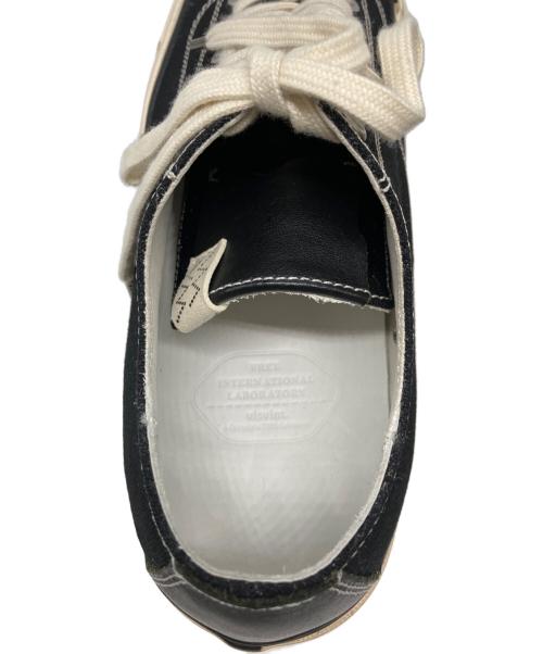 VISVIM（ビズビム）VISVIM (ビズビム) スニーカー ブラック×ホワイト サイズ:9の古着・服飾アイテム