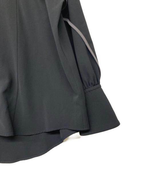 PUBLIC TOKYO（パブリックトウキョウ）PUBLIC TOKYO (パブリックトウキョウ) ケープスリーブブラウス ブラック サイズ:FREEの古着・服飾アイテム