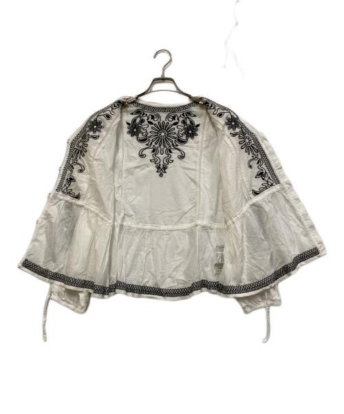 SLOBE IENA（スローブ イエナ）SLOBE IENA (スローブ イエナ) ﾌﾗﾜｰ刺繍ﾍﾟﾌﾟﾗﾑﾌﾞﾗｳｽ ホワイト サイズ:FREEの古着・服飾アイテム