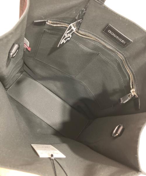 ck Calvin Klein（シーケーカルバンクライン）ck Calvin Klein (シーケーカルバンクライン) レザー2WAYバッグ ブラックの古着・服飾アイテム