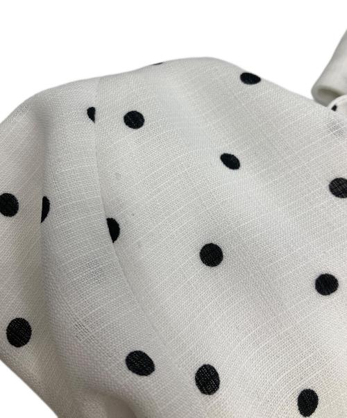 Rose Tiara（ローズティアラ）Rose Tiara (ローズティアラ) ドットフレアロングワンピース ホワイト サイズ:46の古着・服飾アイテム