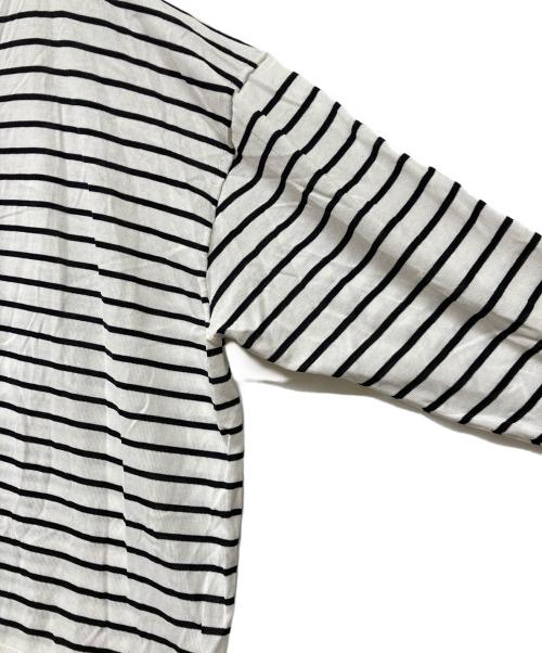 UNTITLED（アンタイトル）UNTITLED (アンタイトル) ワイドシルエットカーディガン ホワイト サイズ:48 未使用品の古着・服飾アイテム