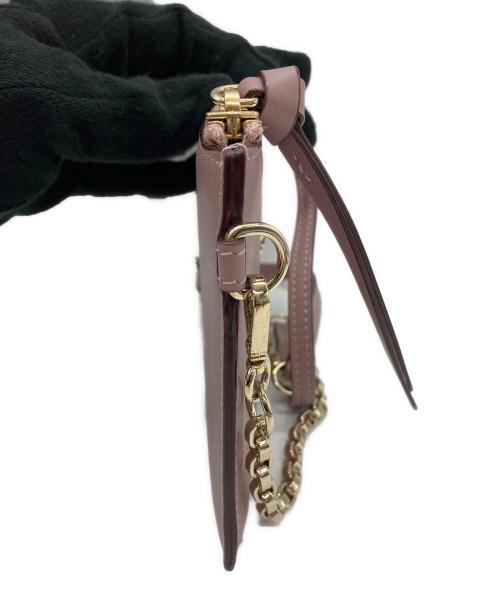JIMMY CHOO（ジミーチュウ）JIMMY CHOO (ジミーチュウ) チェーンショルダーウォレット ピンクベージュの古着・服飾アイテム