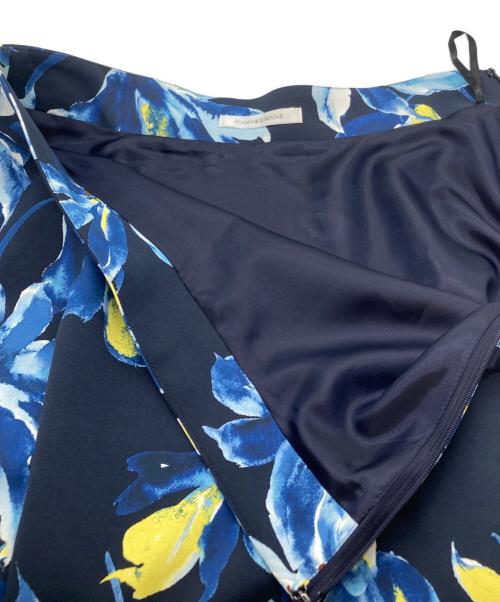 Pinky & Dianne（ピンキーアンドダイアン）Pinky & Dianne (ピンキーアンドダイアン) ボールドフラワープリントスカート ネイビー サイズ:40の古着・服飾アイテム