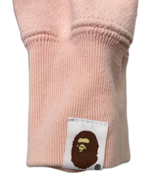 A BATHING APE（アベイシングエイプ）A BATHING APE (アベイシングエイプ) 刺繍クロップドパーカー ピンク サイズ:Freeの古着・服飾アイテム