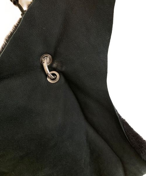 JAMIN PUECH（ジャマンピュエッシュ）JAMIN PUECH (ジャマンピュエッシュ) ムートンワンショルダーバッグ ブラックの古着・服飾アイテム