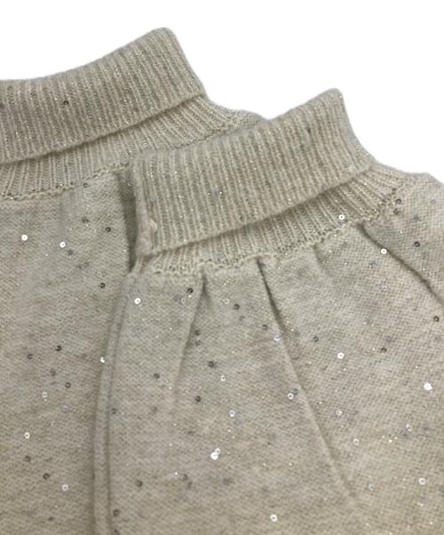 TONAL（トーナル）TONAL (トーナル) スパンコールVネックニット アイボリー サイズ:38の古着・服飾アイテム